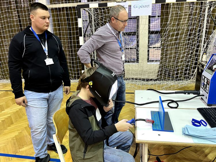 Sikeresen lezajlott a nyílt nap iskolánkban!